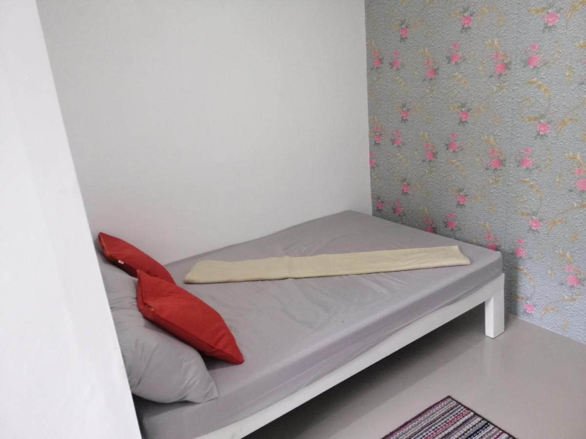 Katrina'S Dorm Vandrerhjem Tarlac City Eksteriør bilde